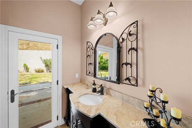 9 Zanja Lane, Bell Canyon, CA 91307