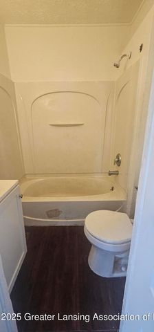 1102 Persons Court, Lansing, MI 48906