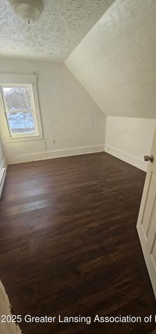 1102 Persons Court, Lansing, MI 48906