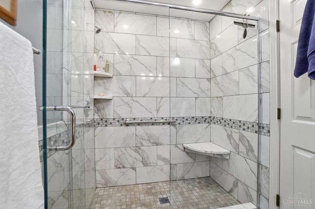 3852 Deerpath Lane, Miami Twp, OH 45248