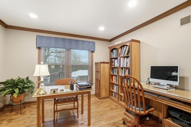 3852 Deerpath Lane, Miami Twp, OH 45248