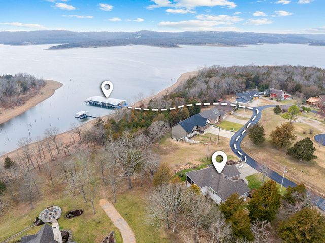 626 Gray Fox Road, Blue Eye, MO 65611