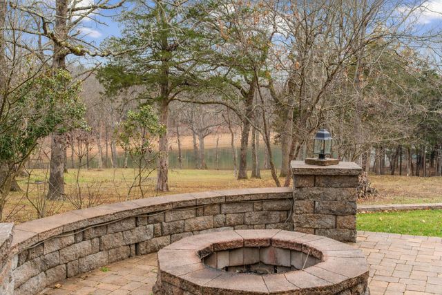 626 Gray Fox Road, Blue Eye, MO 65611