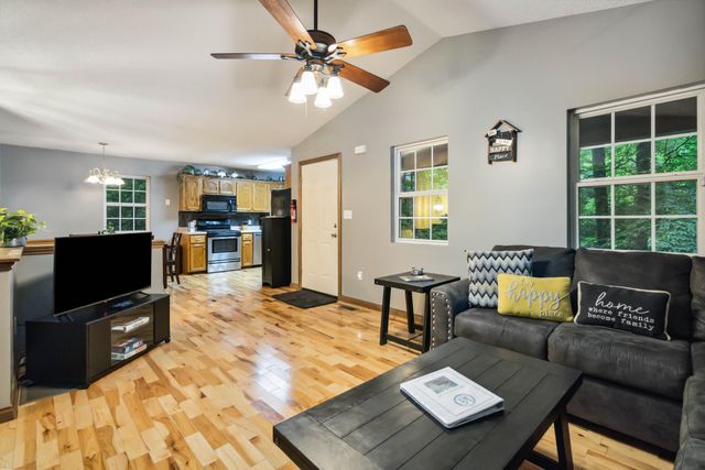 467 Harmony Lane, Burnside, KY 42519