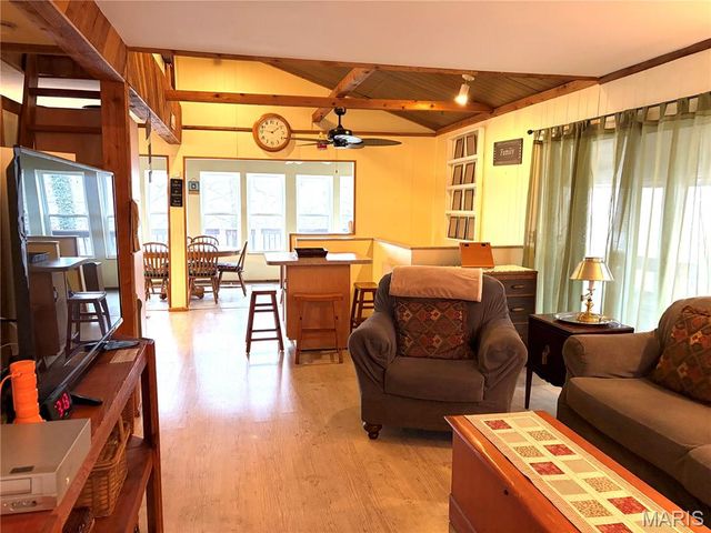 6845 Pawnee, French Village, MO 63036