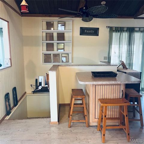 6845 Pawnee, French Village, MO 63036