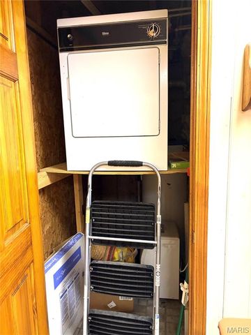 6845 Pawnee, French Village, MO 63036