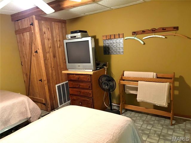 6845 Pawnee, French Village, MO 63036