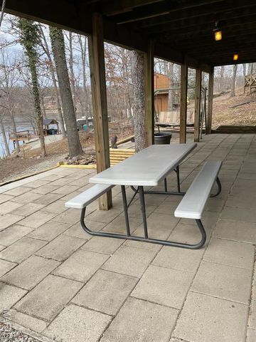 6845 Pawnee, French Village, MO 63036