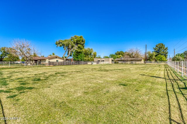 14801 N 81ST Avenue, Peoria, AZ 85381