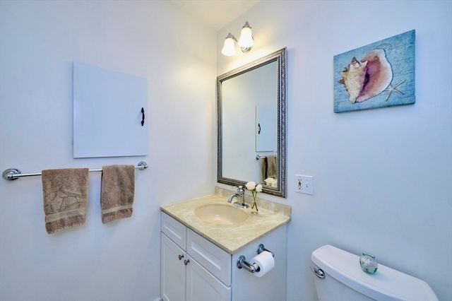 289 Essex St 308, Salem, MA 01970