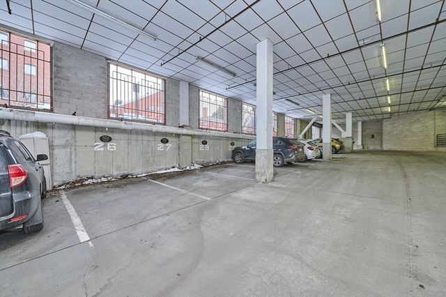 289 Essex St 308, Salem, MA 01970