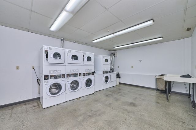 289 Essex St 308, Salem, MA 01970