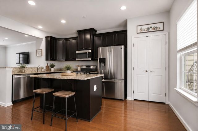422 LOPATA RD, Phoenixville, PA 19460