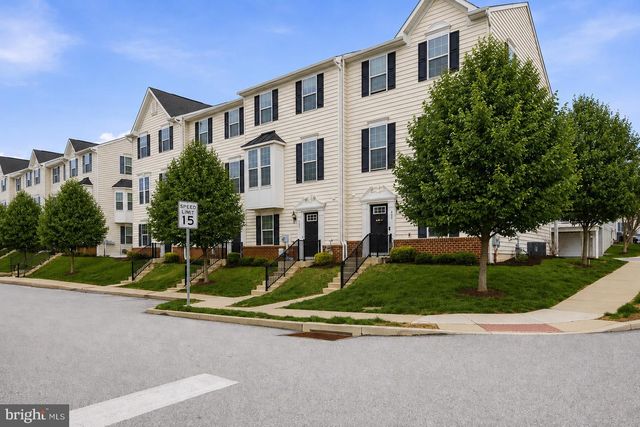 422 LOPATA RD, Phoenixville, PA 19460