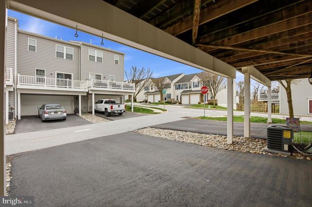 422 LOPATA RD, Phoenixville, PA 19460