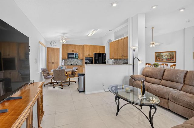 5293 Grey Birch Lane, Boynton Beach, FL 33437