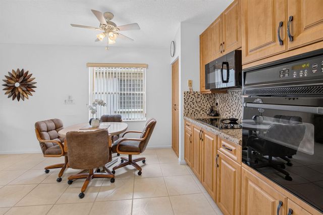 5293 Grey Birch Lane, Boynton Beach, FL 33437