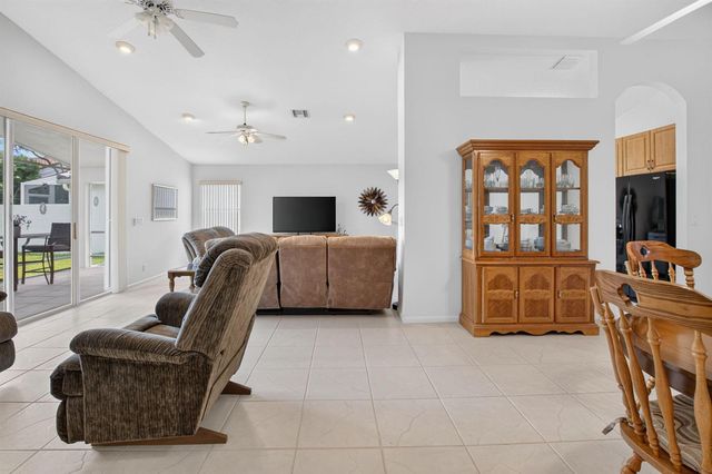 5293 Grey Birch Lane, Boynton Beach, FL 33437