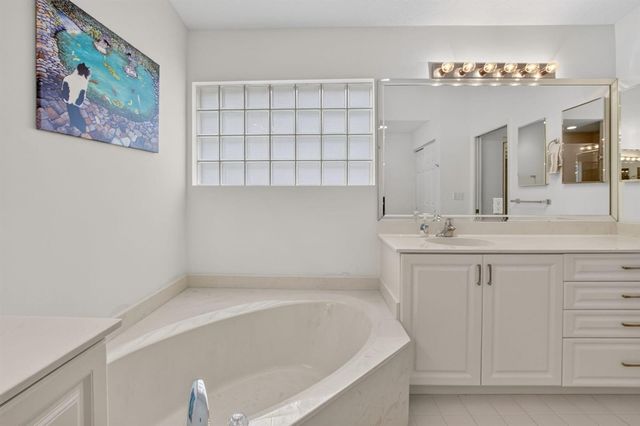 5293 Grey Birch Lane, Boynton Beach, FL 33437