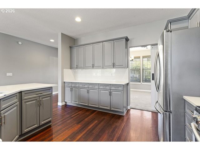 10789 Sw CLEAR St, Tualatin, OR 97062