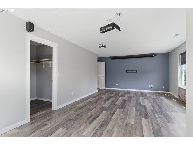 10789 Sw CLEAR St, Tualatin, OR 97062