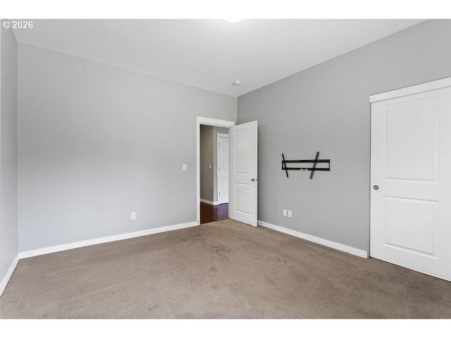 10789 Sw CLEAR St, Tualatin, OR 97062