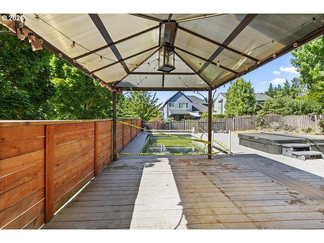 10789 Sw CLEAR St, Tualatin, OR 97062