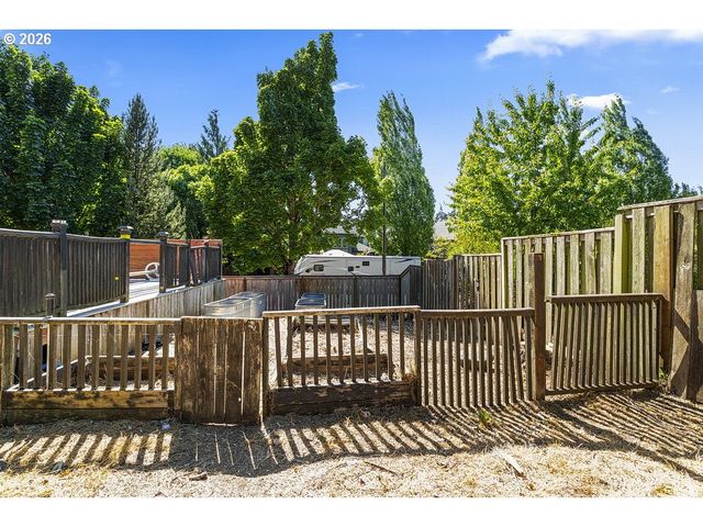 10789 Sw CLEAR St, Tualatin, OR 97062
