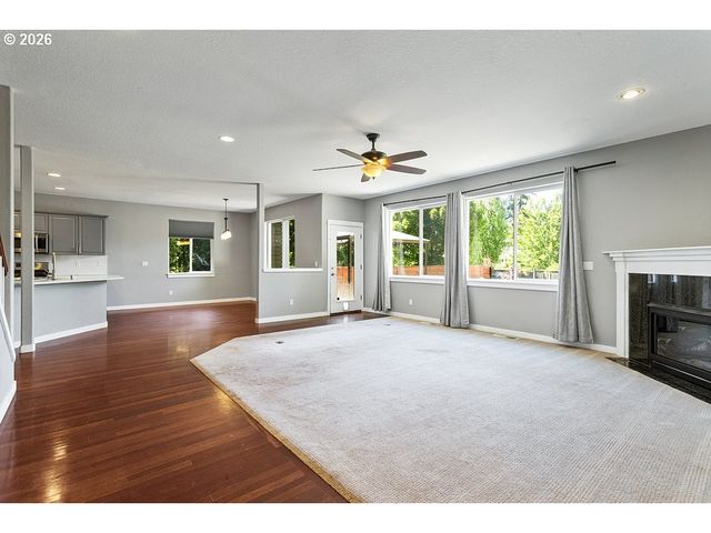 10789 Sw CLEAR St, Tualatin, OR 97062