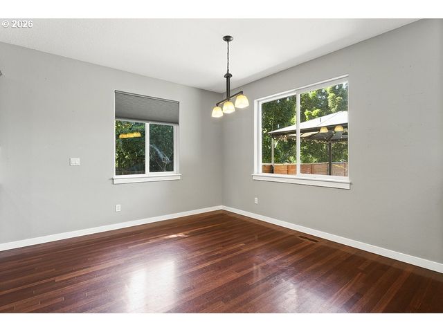 10789 Sw CLEAR St, Tualatin, OR 97062