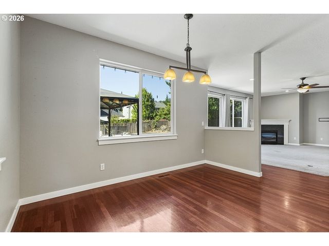 10789 Sw CLEAR St, Tualatin, OR 97062