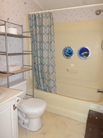 5149 HENDERSON LOT 60 Road, Erie, PA 16509