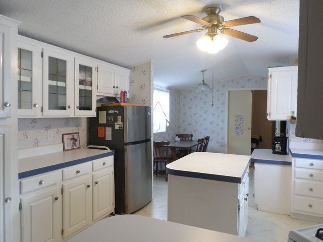 5149 HENDERSON LOT 60 Road, Erie, PA 16509