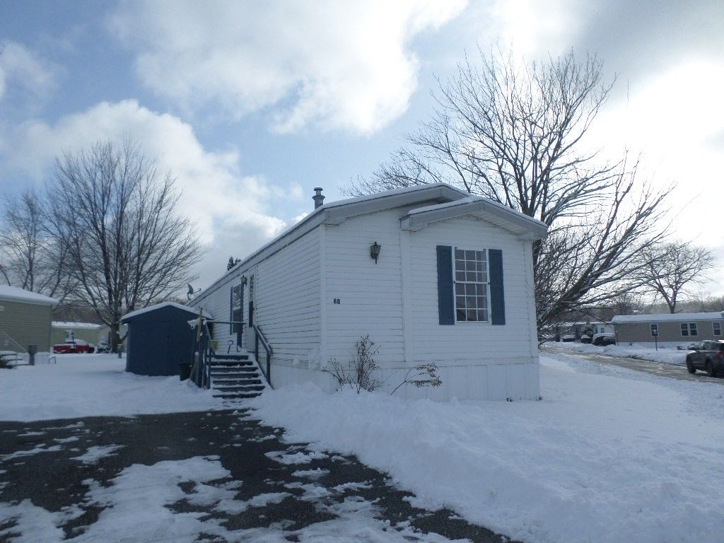 5149 HENDERSON LOT 60 Road, Erie, PA 16509