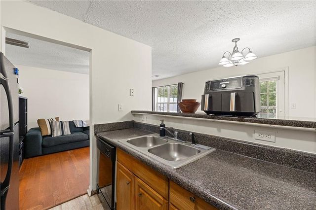 6901 Gallant SE Circle 13, Mableton, GA 30126