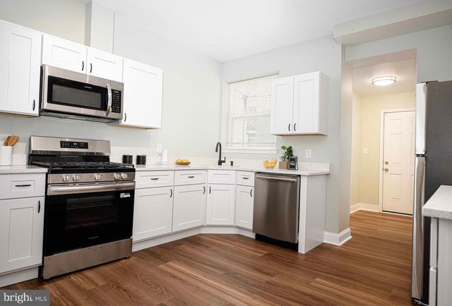 2913 MCELDERRY ST, Baltimore, MD 21205