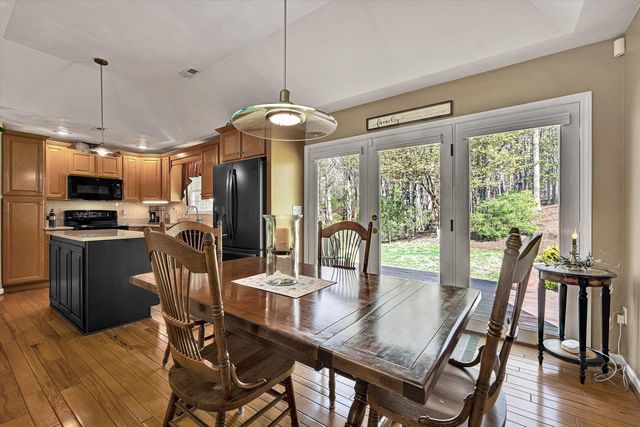 499 Cahas LN, Boones Mill, VA 24065