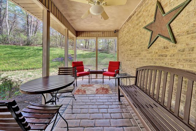 499 Cahas LN, Boones Mill, VA 24065