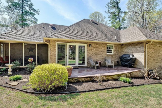 499 Cahas LN, Boones Mill, VA 24065