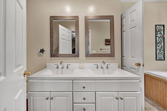 499 Cahas LN, Boones Mill, VA 24065