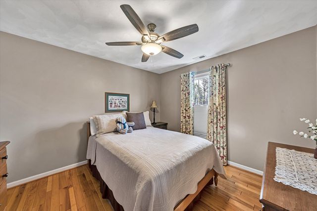 499 Cahas LN, Boones Mill, VA 24065