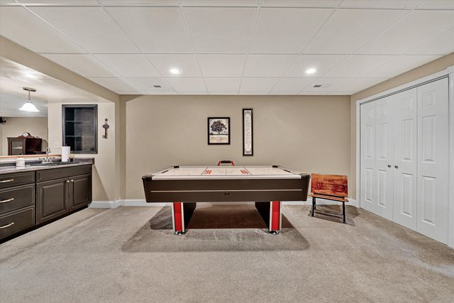 499 Cahas LN, Boones Mill, VA 24065