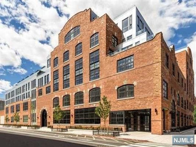 720 Clinton Street, Hoboken, NJ 07030