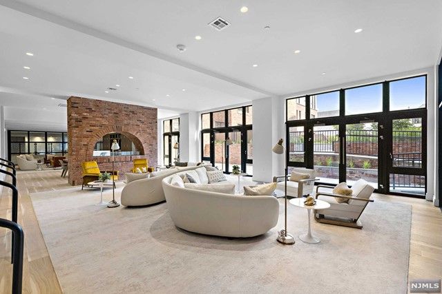 720 Clinton Street, Hoboken, NJ 07030