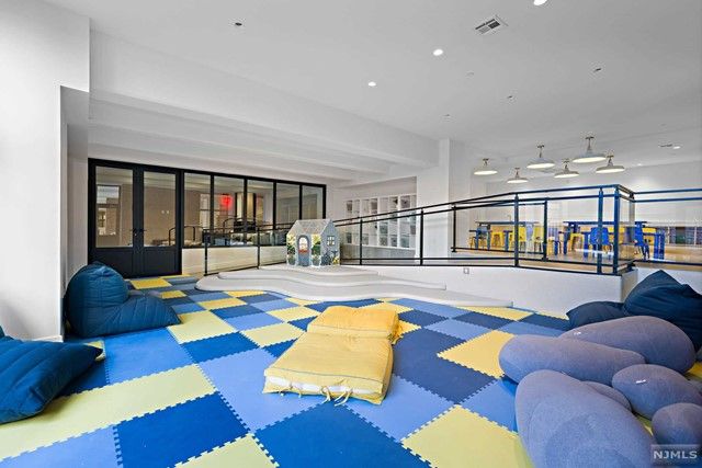720 Clinton Street, Hoboken, NJ 07030