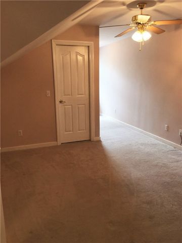 74 E Cydnee Street, Fayetteville, AR 72703