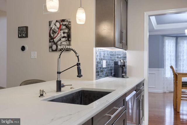 16 CEDAR CHASE DR, Mountville, PA 17554