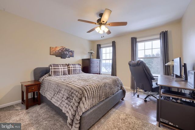 16 CEDAR CHASE DR, Mountville, PA 17554