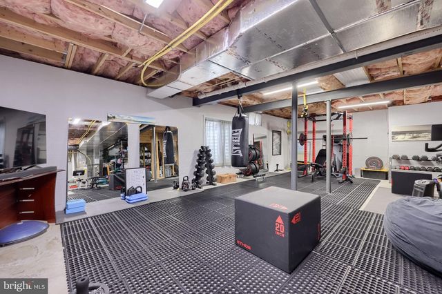 16 CEDAR CHASE DR, Mountville, PA 17554